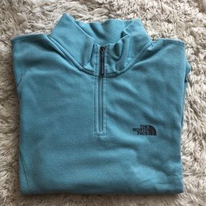 Northface quarter zip. Size Medium